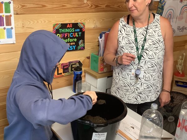 "Understanding Ecosystems: Year 11 Science at The Stable School" Year 11 learners deepen their knowledge of ecosystems with interactive science lessons.